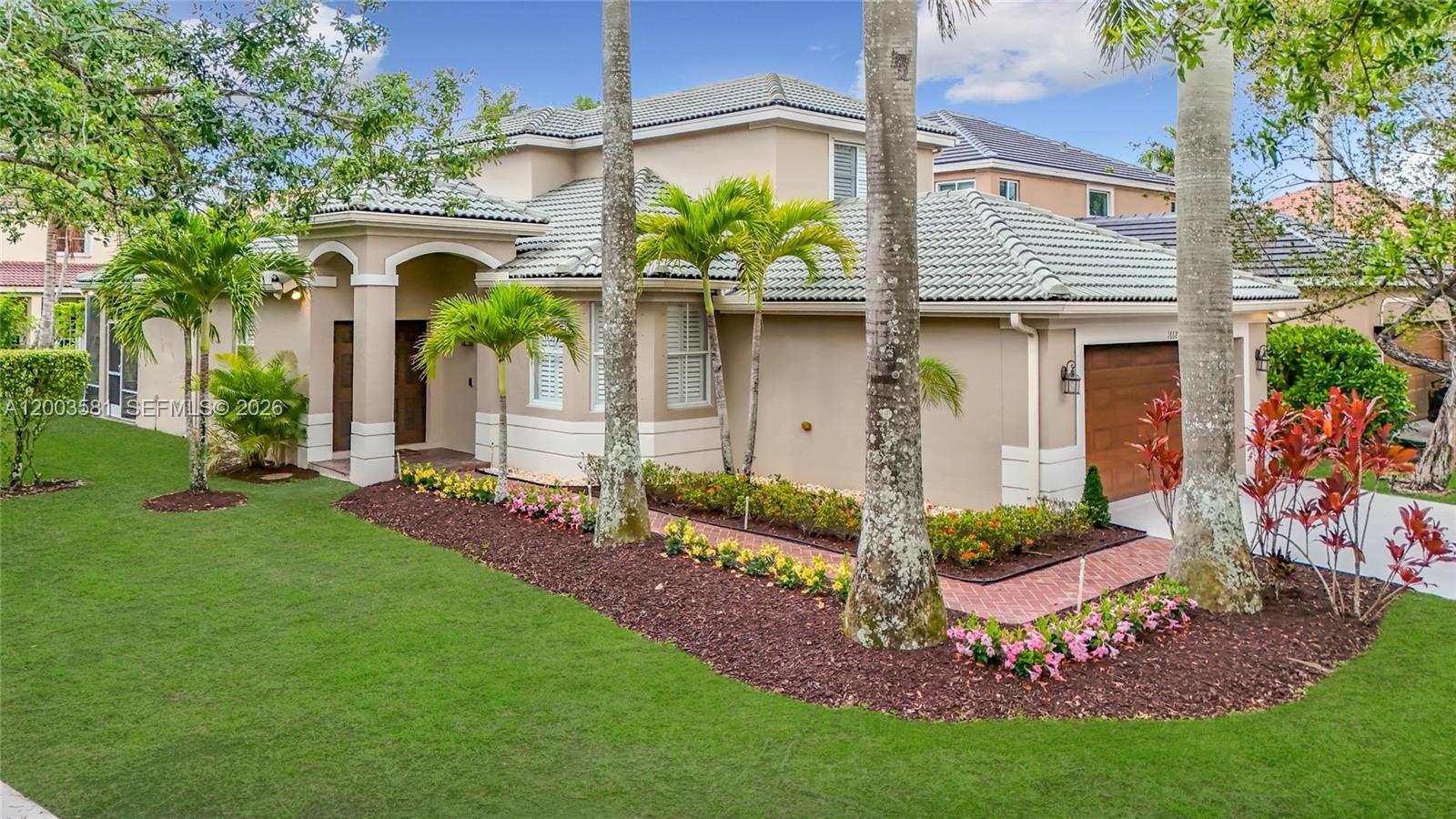 1668 Winterberry Ln, Weston FL 33327