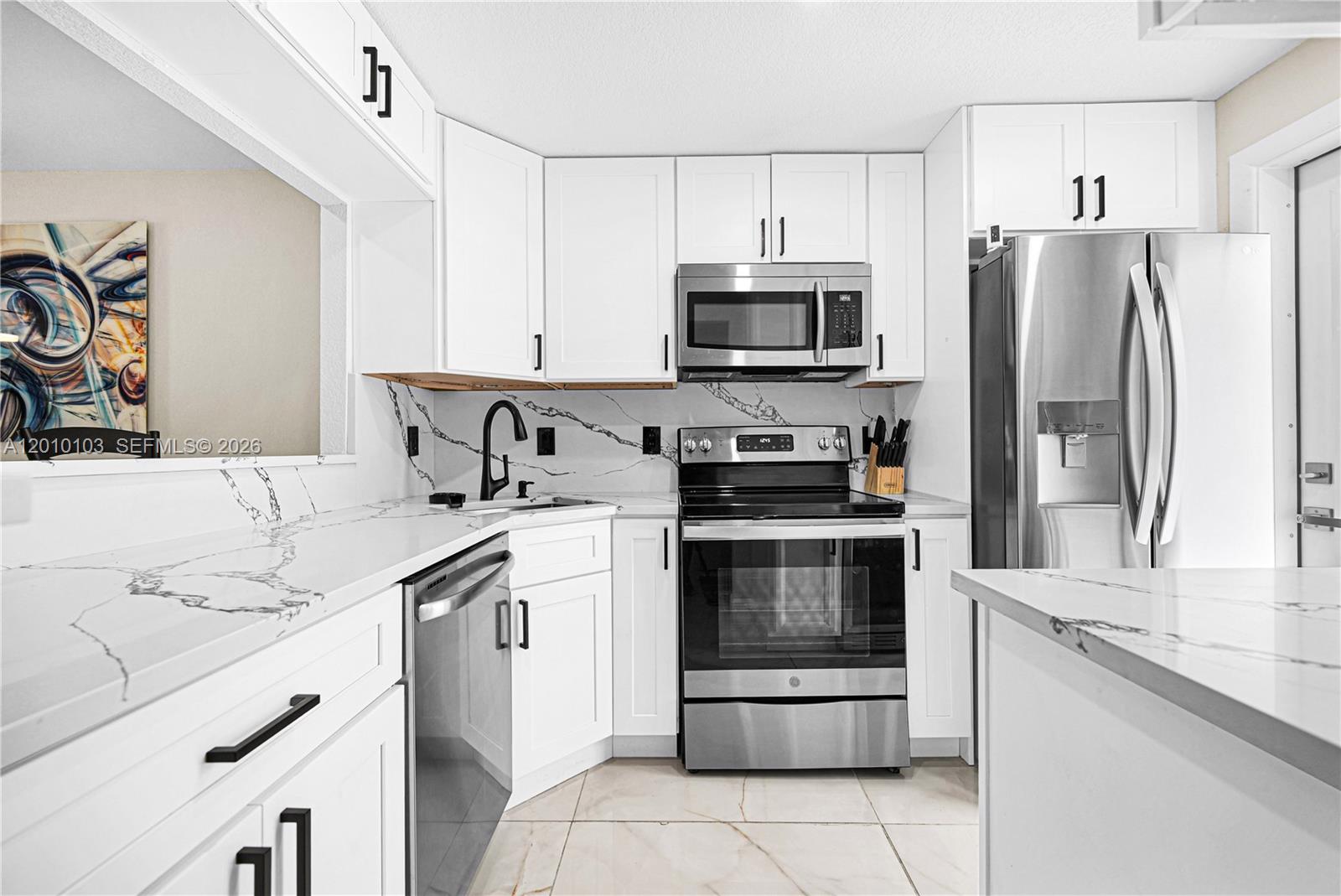 400 SE 10th St # 105, Deerfield Beach FL 33441