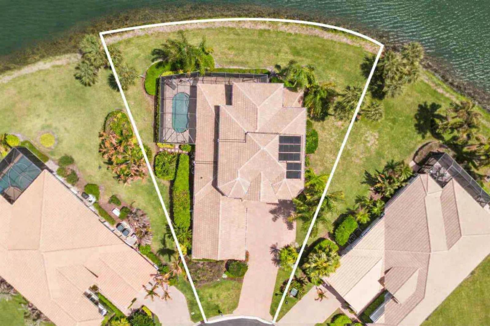 VERO BEACH, FL — photo 4 of 30