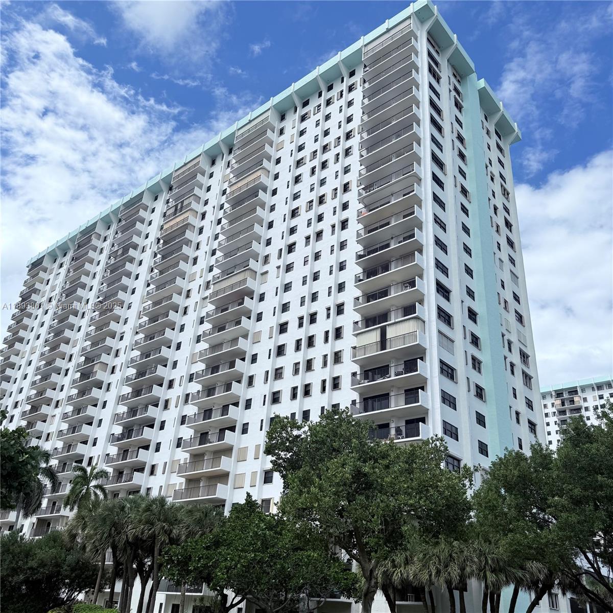 1201 S Ocean Dr # 1609S, Hollywood FL 33019