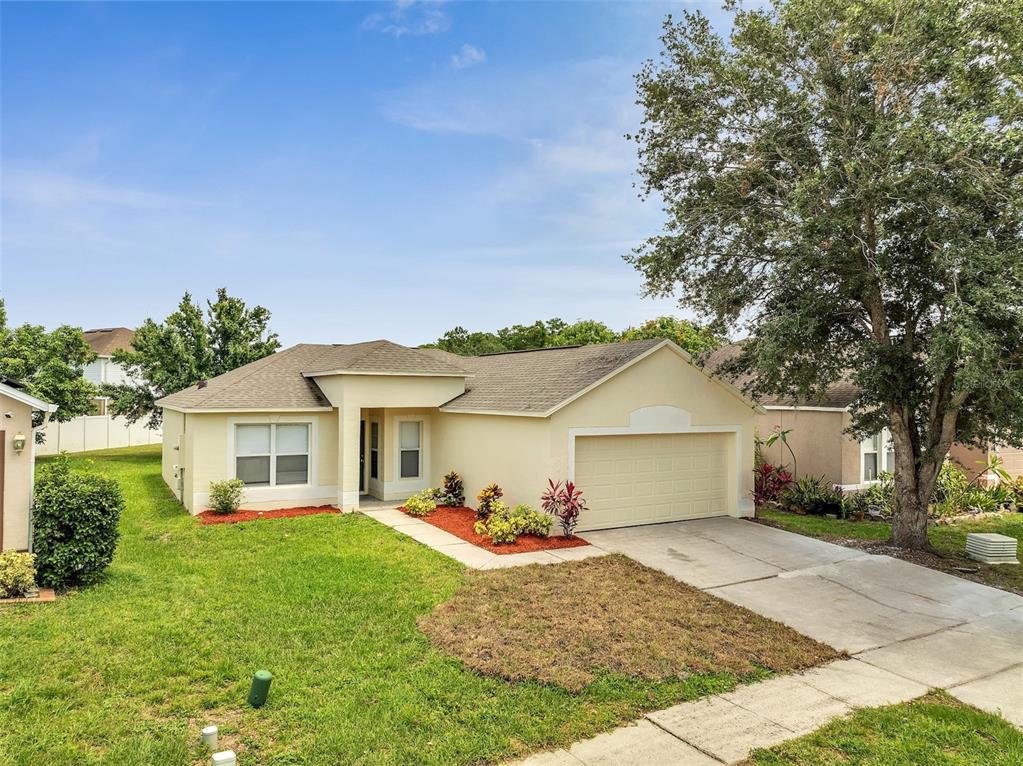 3274 HUNTERS CHASE LOOP