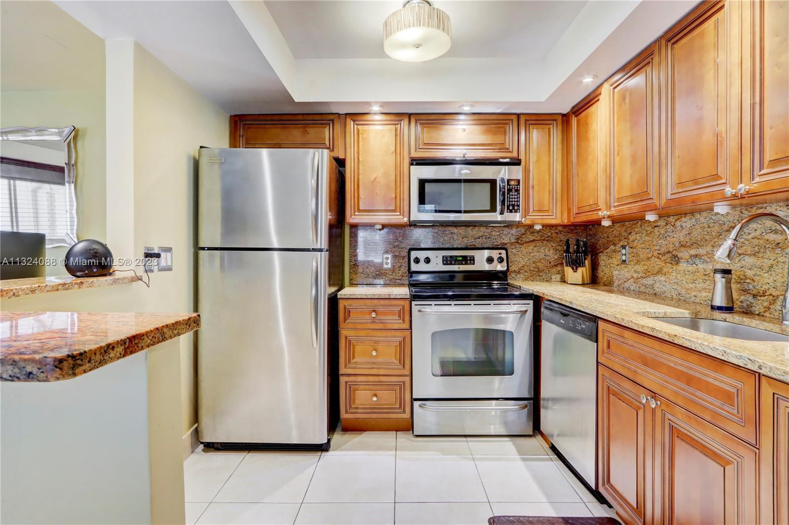 694 Brittany Park # O, Delray Beach FL 33446