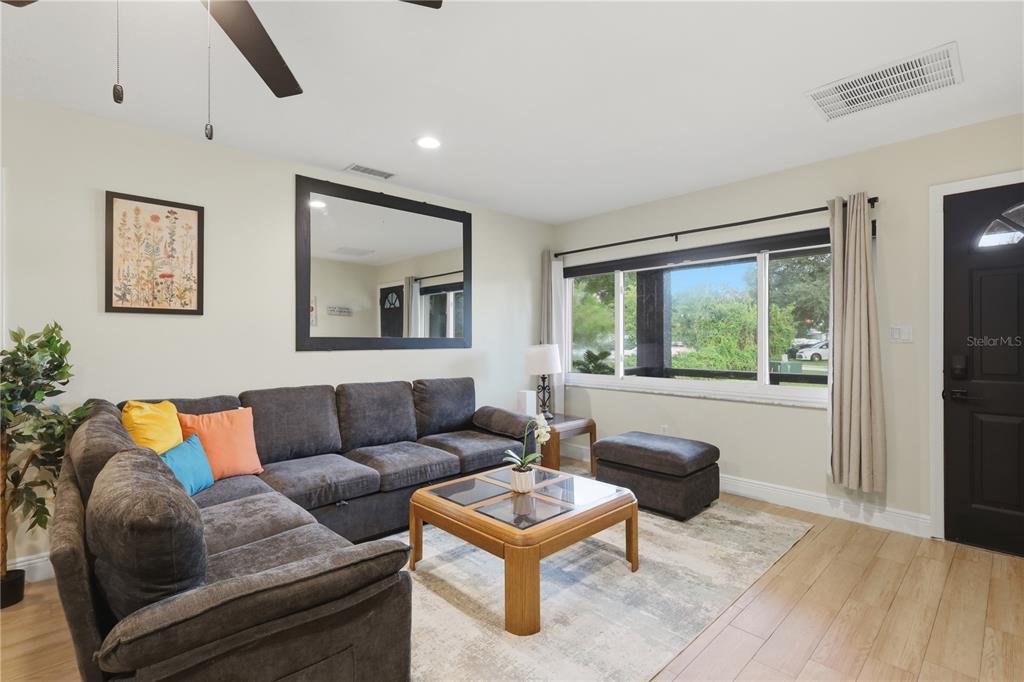 2341 DEVON COURT