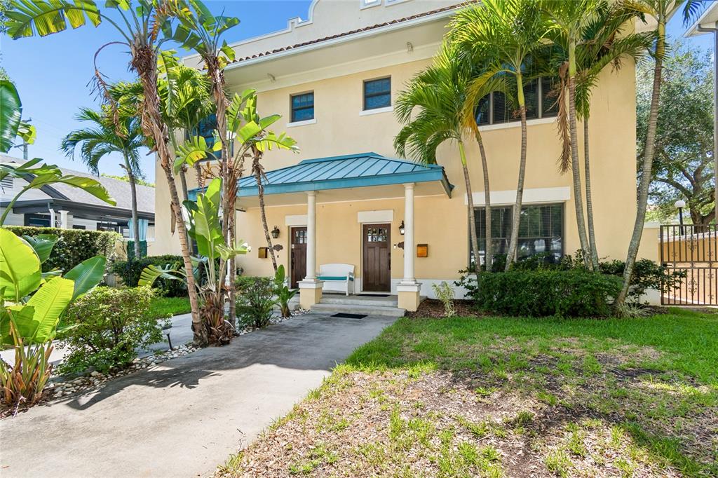 509 S WILLOW AVENUE UNIT 1