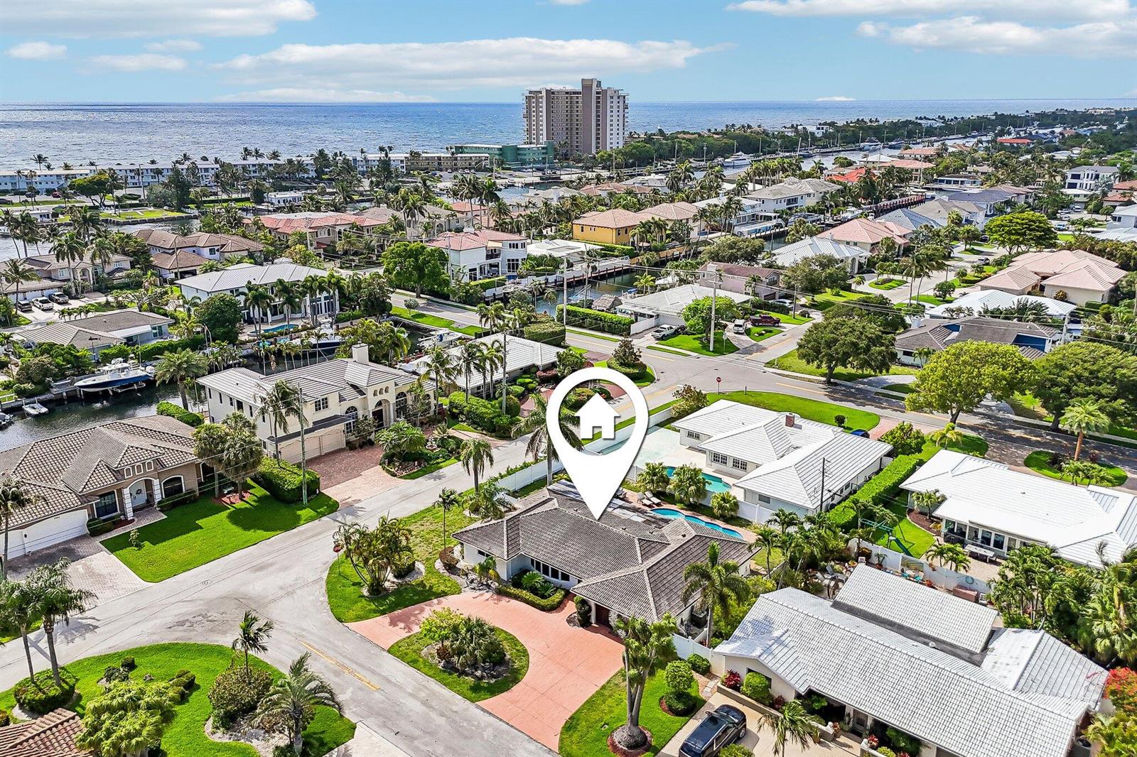 An aerial view shows a residential neighborhood with a house marked by a location pin — 2940 NE 39th Court, Lighthouse Point FL 33064, LIGHTHOUSE POINT, FL