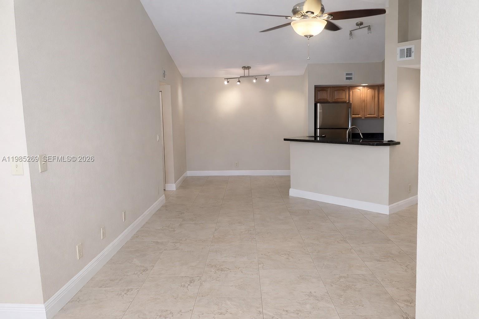 3410 N Pinewalk Dr N # 827, Margate FL 33063