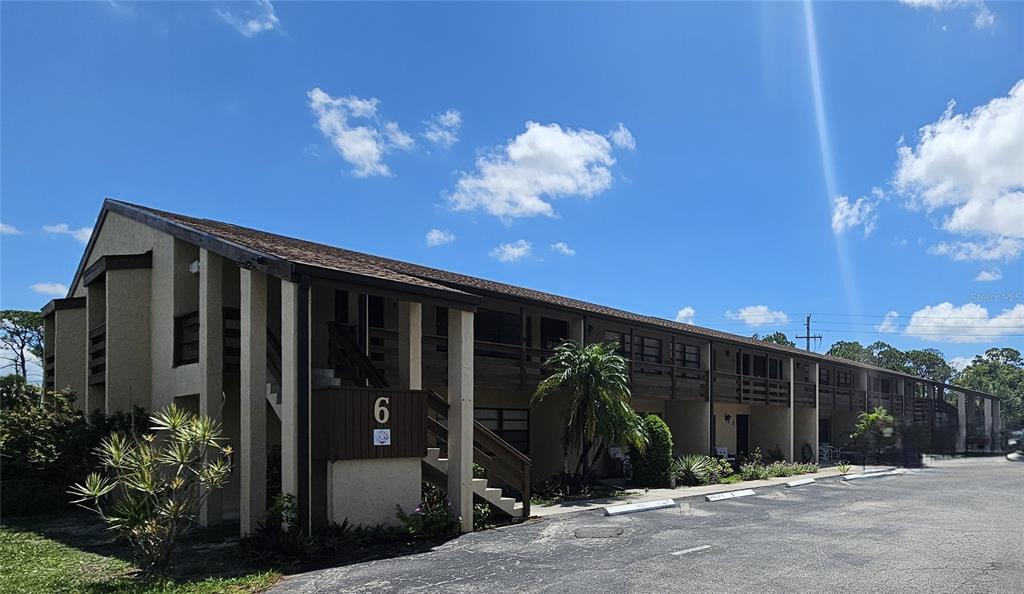 6 QUAILS RUN BOULEVARD UNIT 9