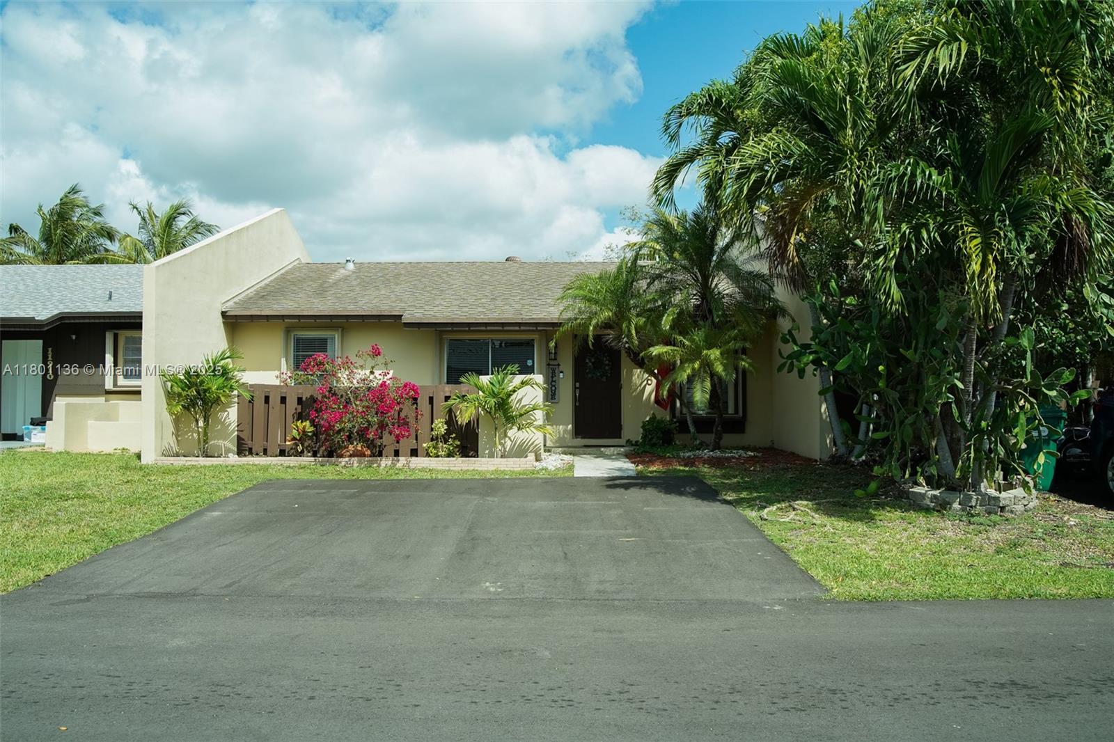 11906 SW 123rd Pl, Miami FL 33186