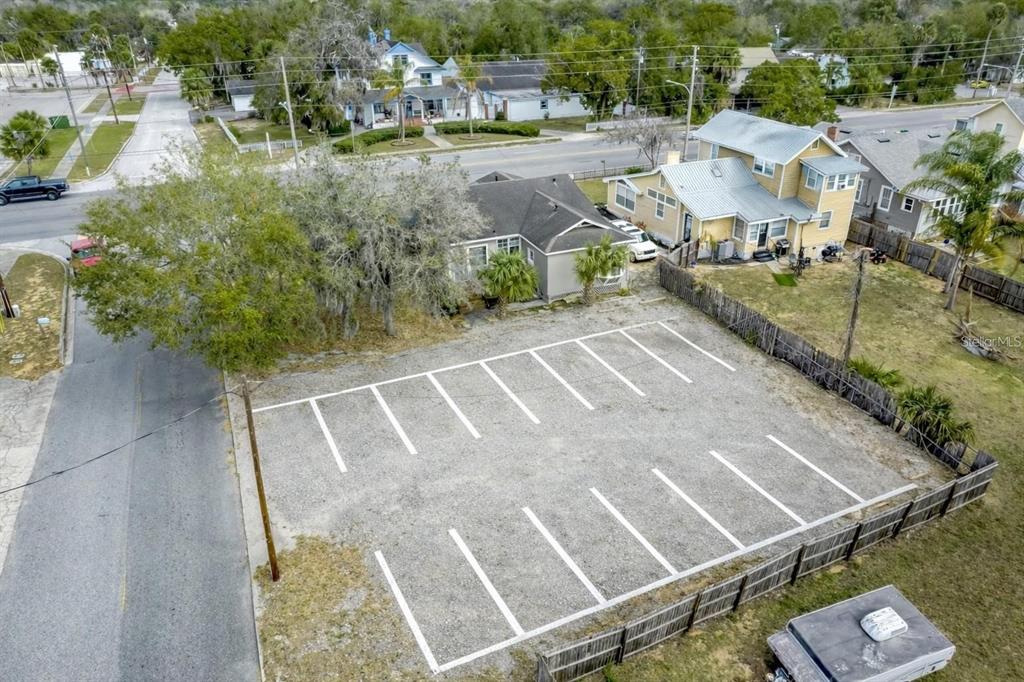 900 E ORANGE AVENUE, EUSTIS, FL — photo 2 of 13
