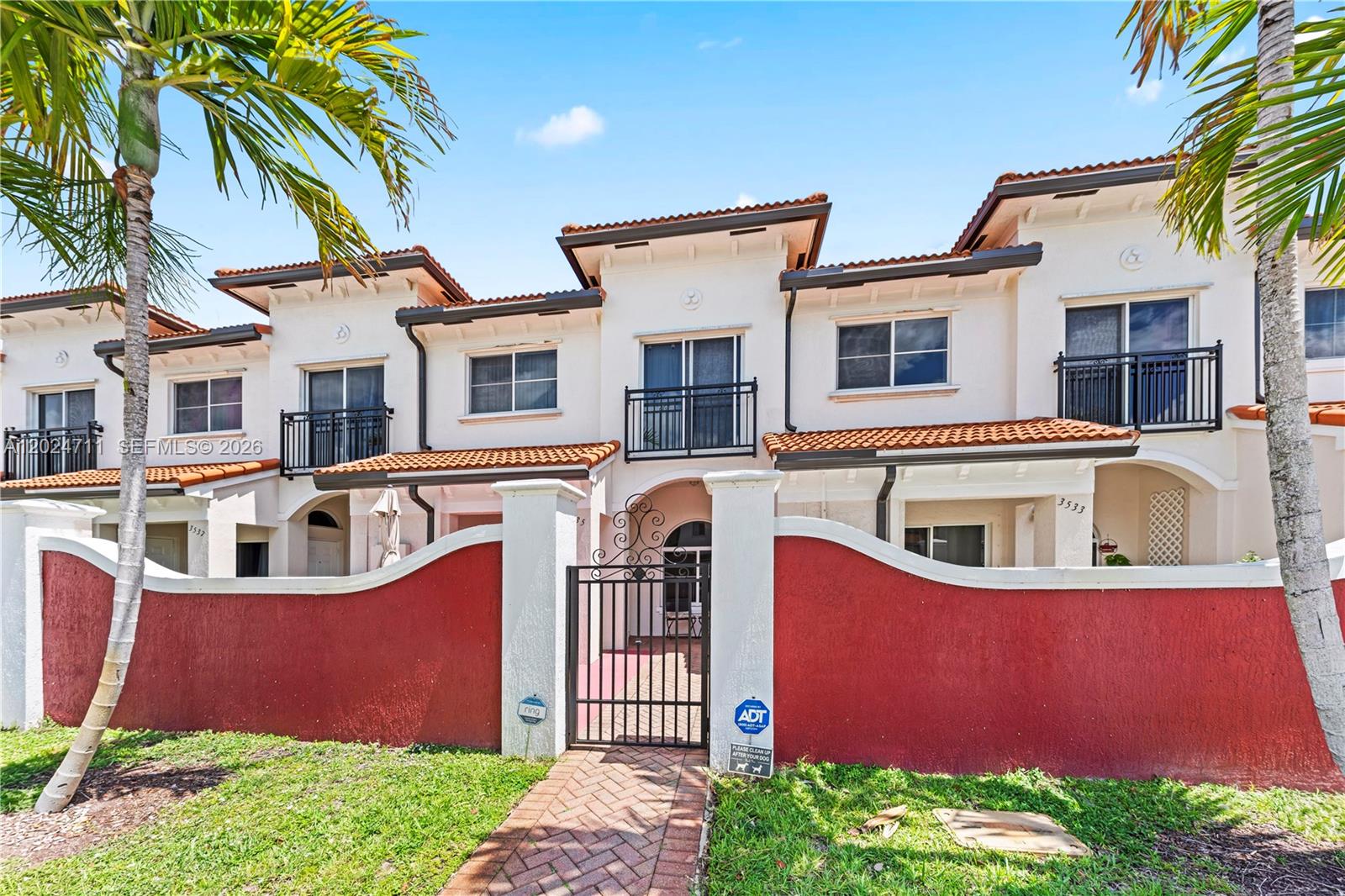 3535 NW 29th Ct, Lauderdale Lakes FL 33311