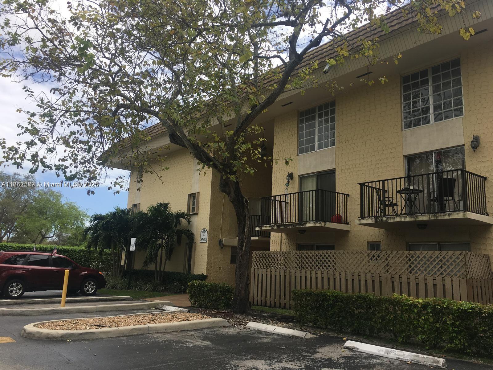 8600 SW 109th Ave # 216, Miami FL 33173