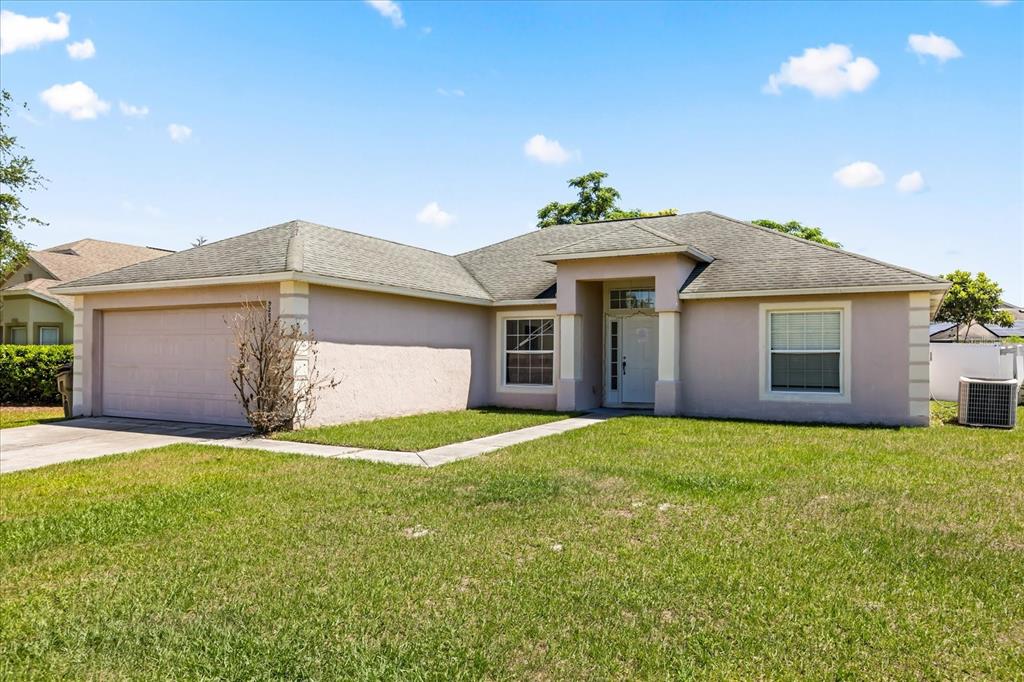 3205 MURRAY HILL LOOP, KISSIMMEE, FL — photo 2 of 24