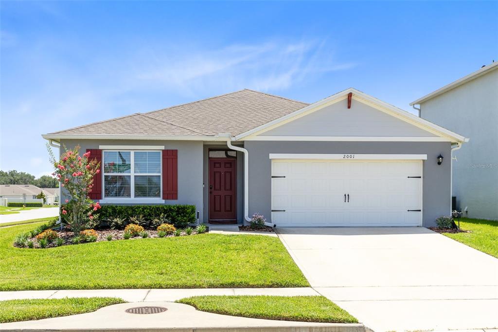 2001 APALACHICOLA LANE