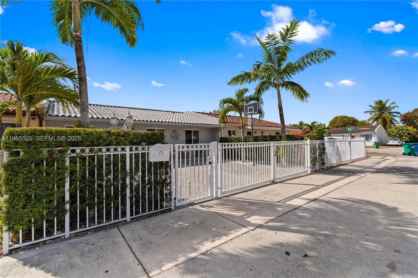 13006 SW 51st St, Miami FL 33175