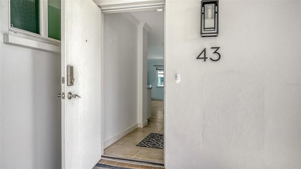 174 GOLDEN GATE POINT UNIT 43, SARASOTA, FL — photo 3 of 30