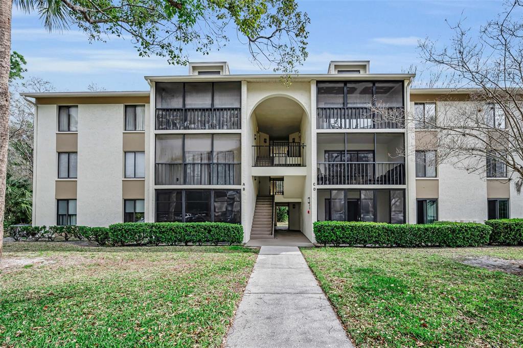 3232 LAKE PINE WAY E UNIT C1