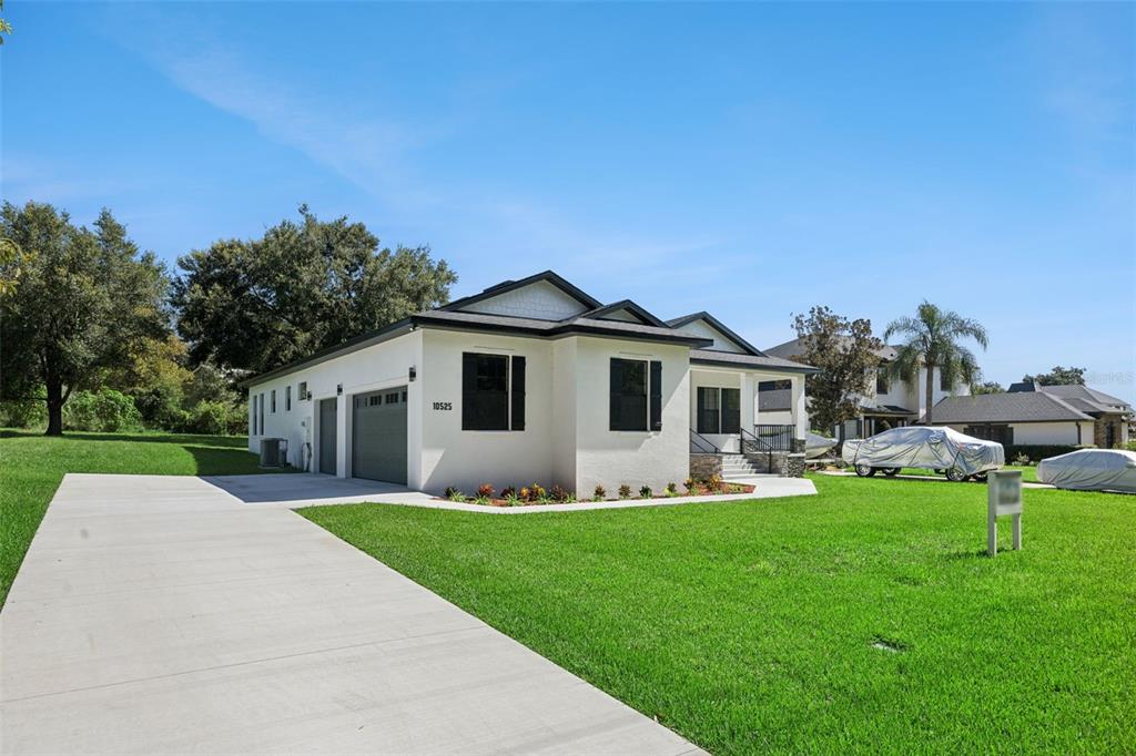 10525 BRONSON ROAD, CLERMONT, FL — photo 3 of 30