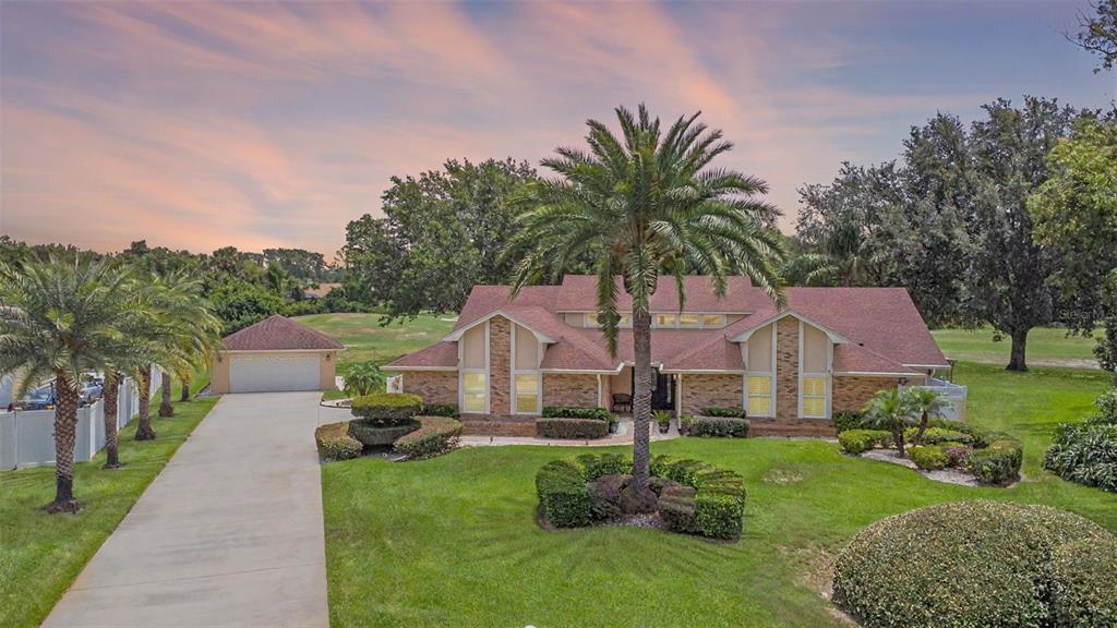3 PINE MEADOW COURT