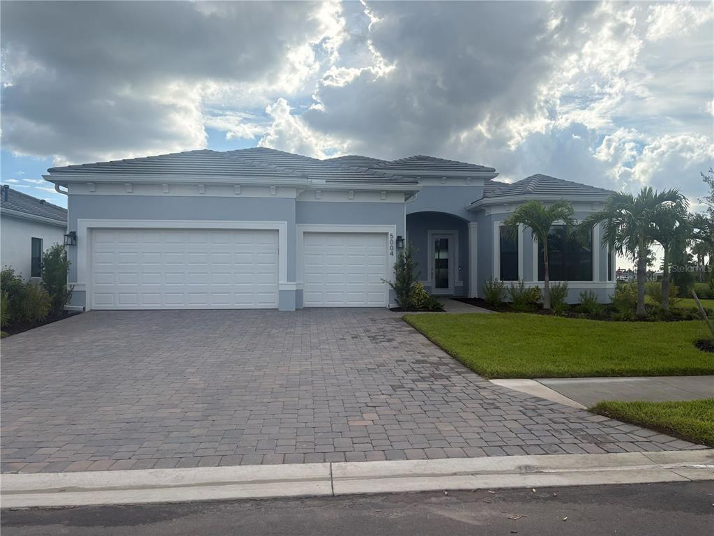 5004 STONEY POINT GLENN