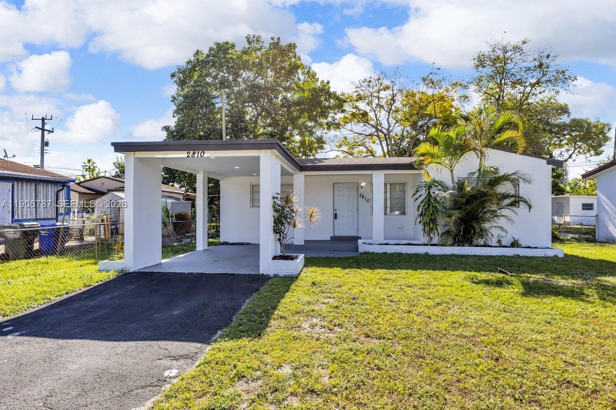 2810 Mayo St, Hollywood FL 33020