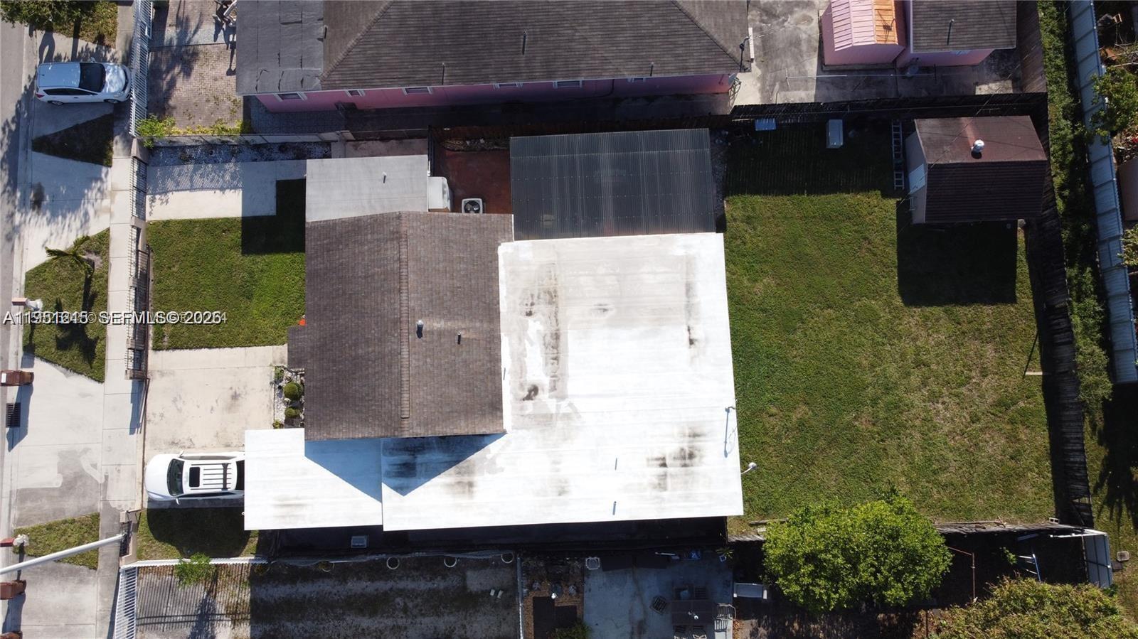 848 E 24th St, Hialeah FL 33013, HIALEAH, FL — photo 2 of 3