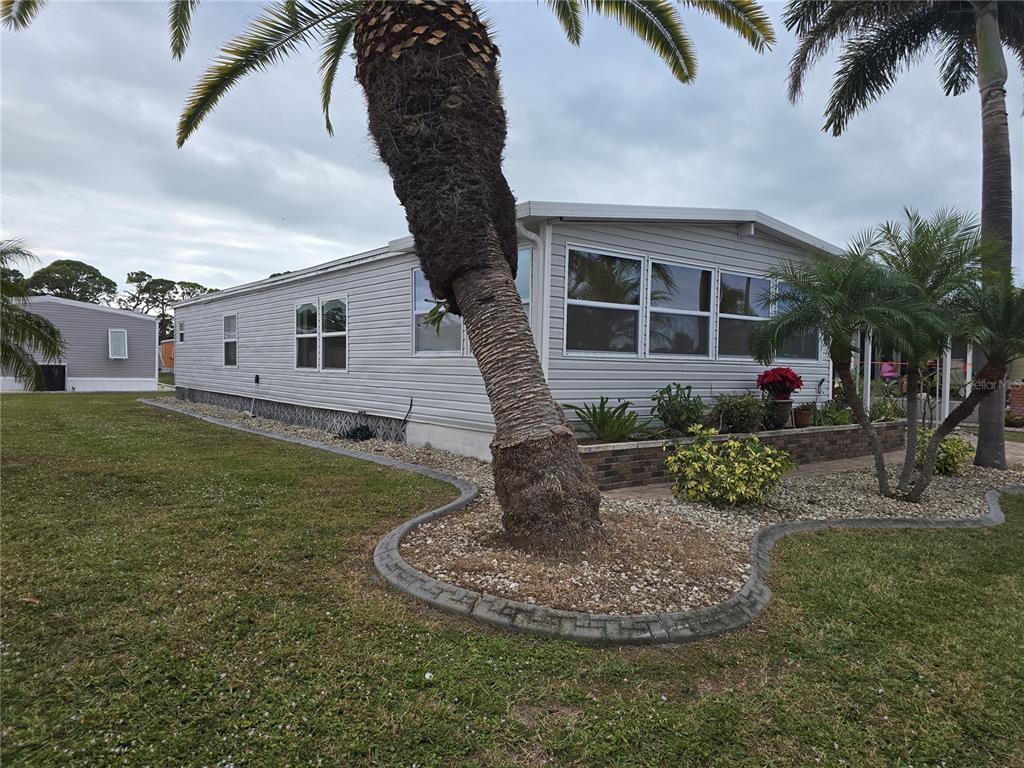 6 S BOTANY BAY CIRCLE, ENGLEWOOD, FL — photo 3 of 30