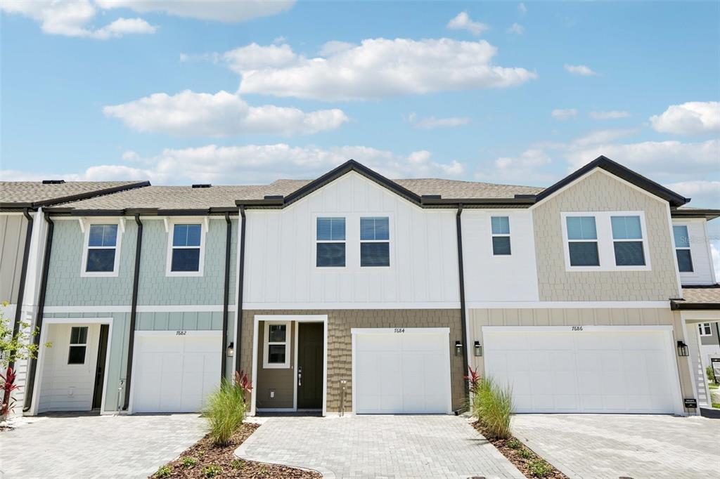 7645 DEER VALLEY CIR