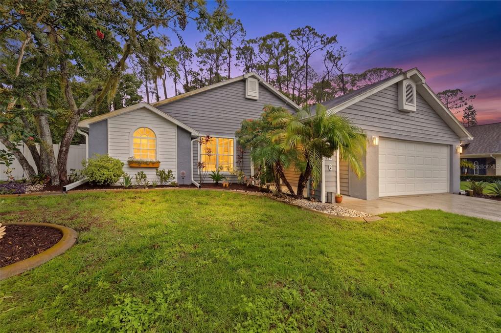 7226 HUMMINGBIRD LANE