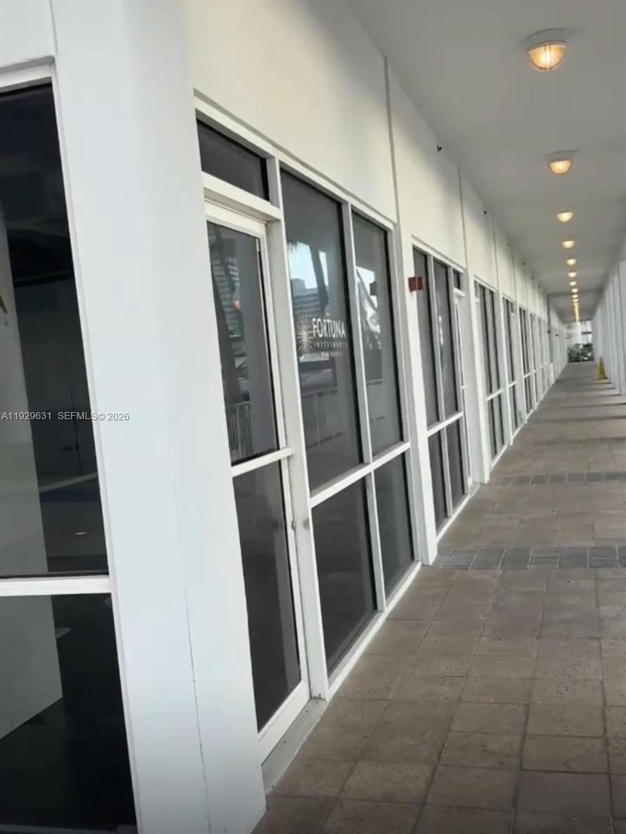1800 Sunset Harbour Dr, Miami Beach FL 33139