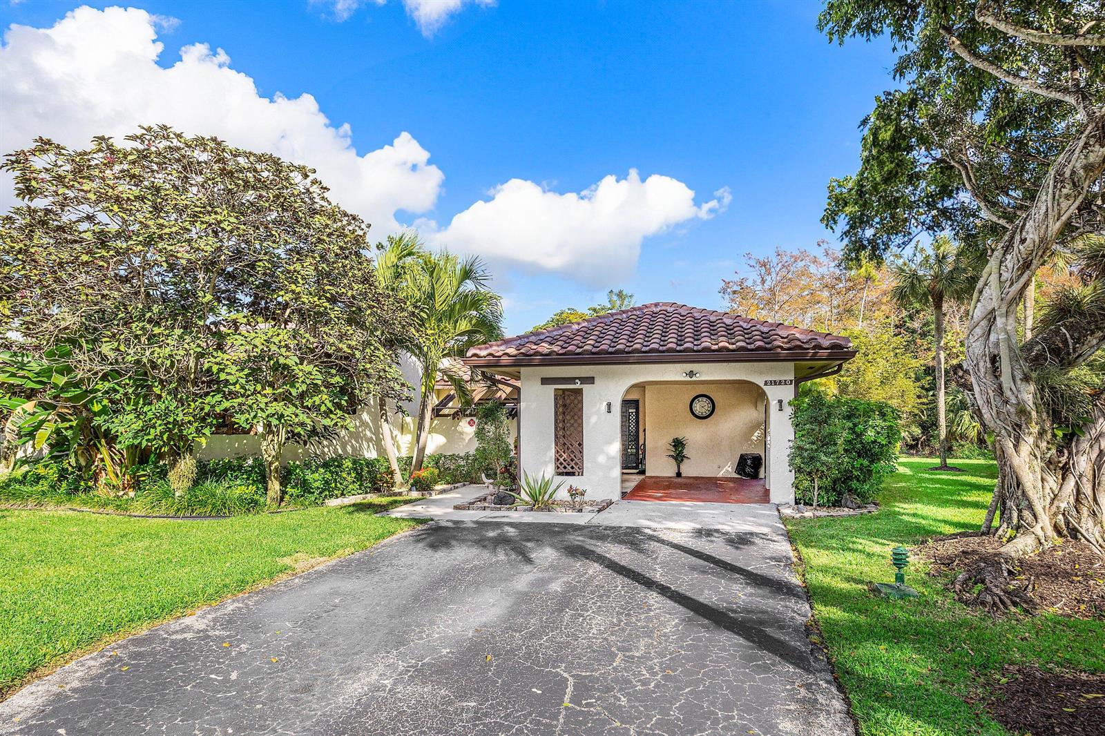 21720 Arriba Real # b, Boca Raton FL 33433