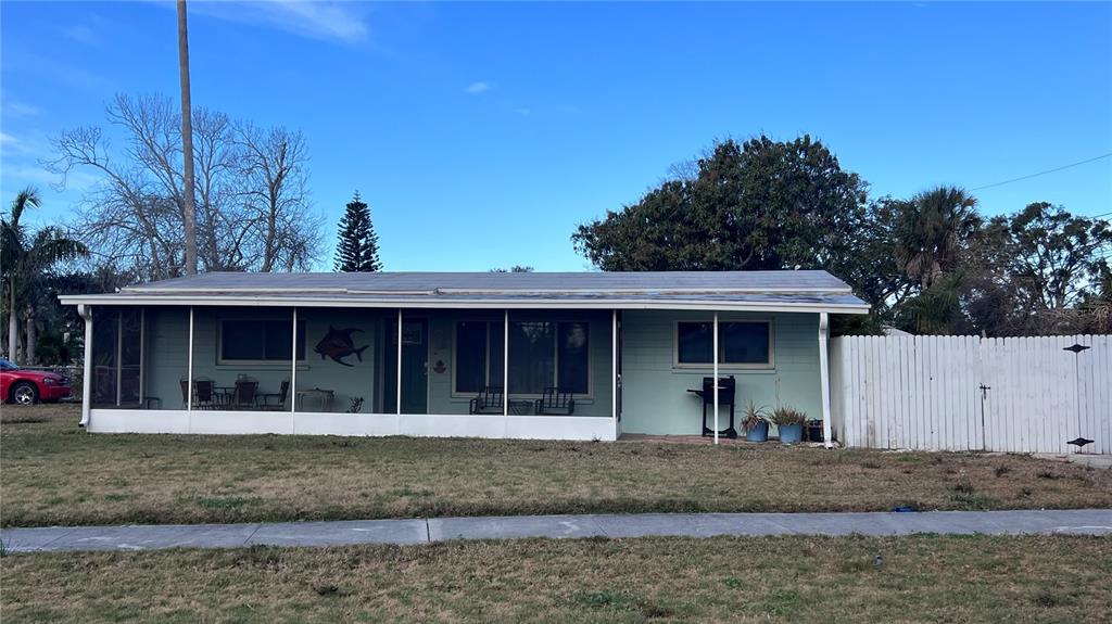 701 SUNSET DRIVE