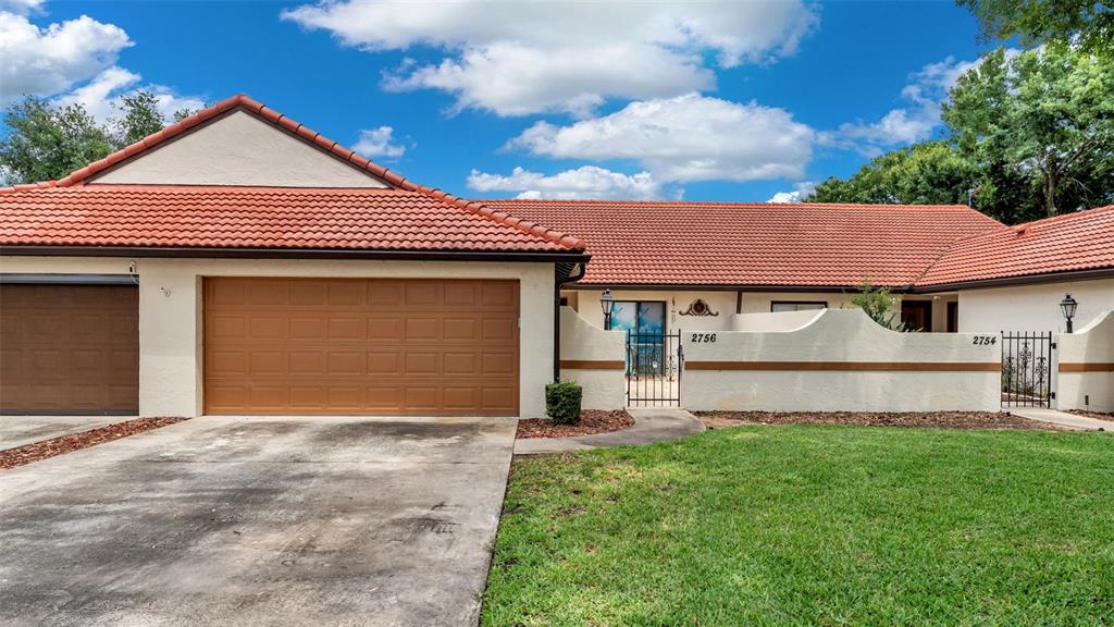 2756 DEL CASA COURT UNIT 18