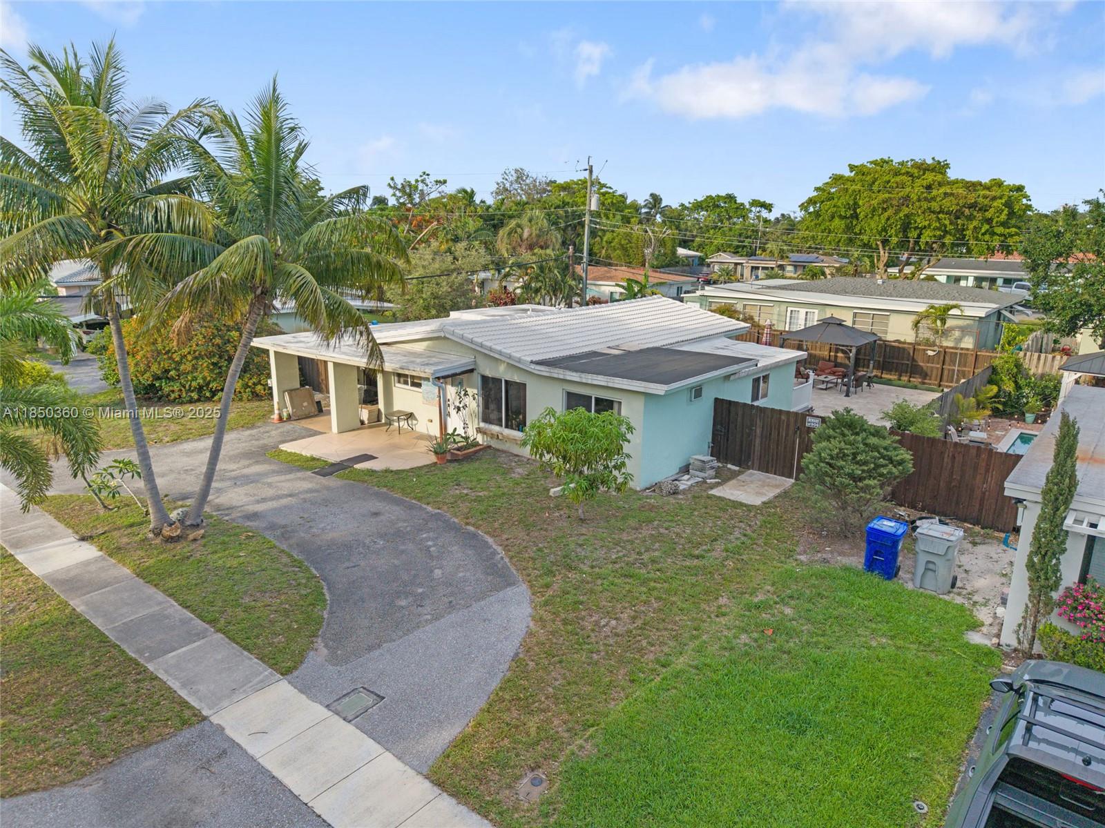 1218 SW 2nd Ave, Pompano Beach FL 33060