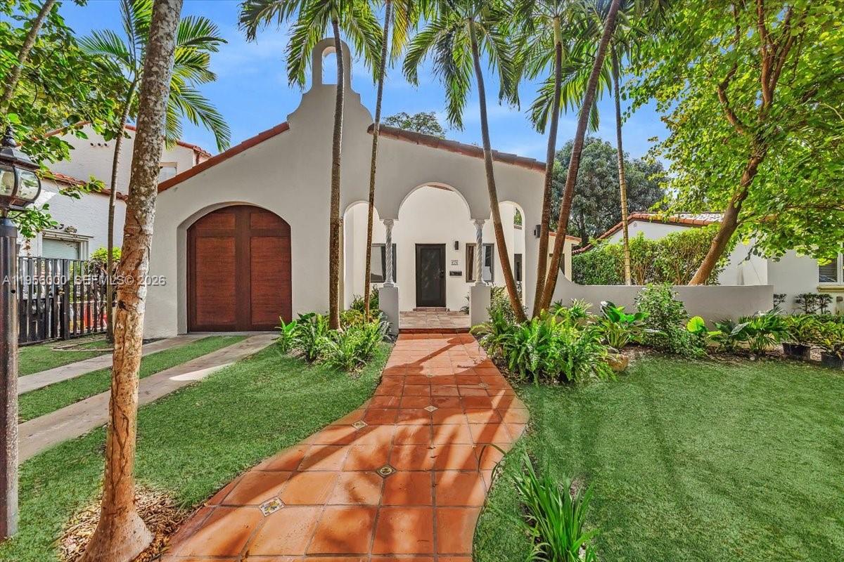 806 Medina Ave, Coral Gables FL 33134