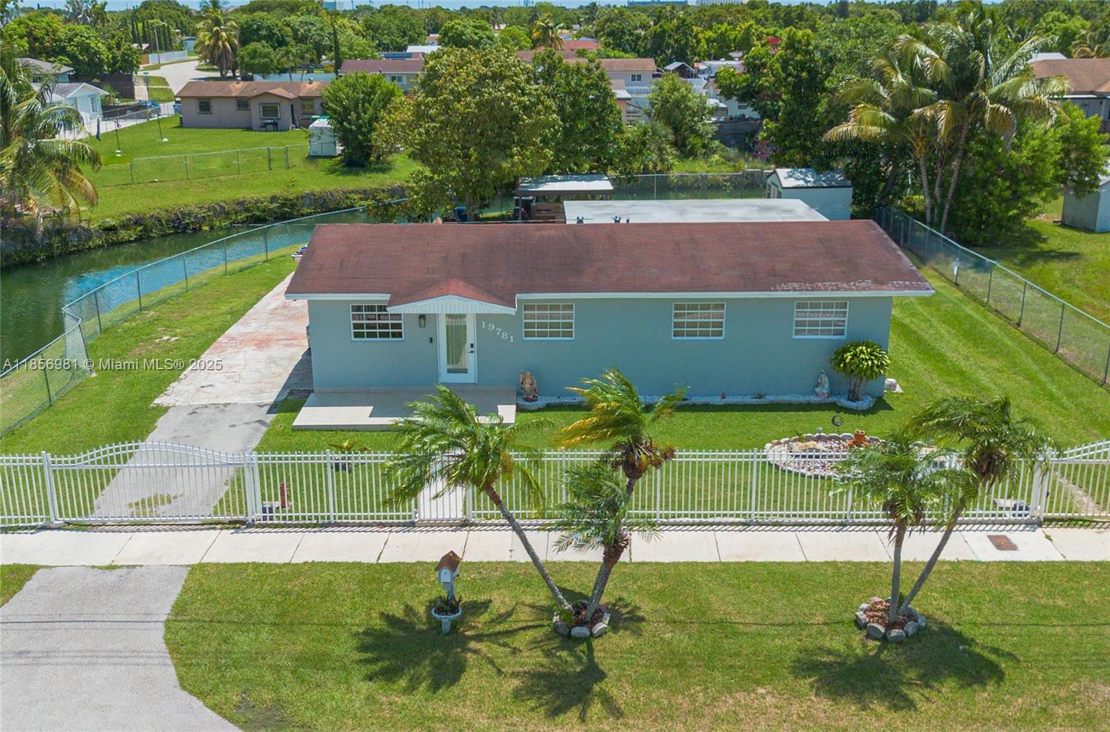 19781 SW 122nd Ave, Miami FL 33177