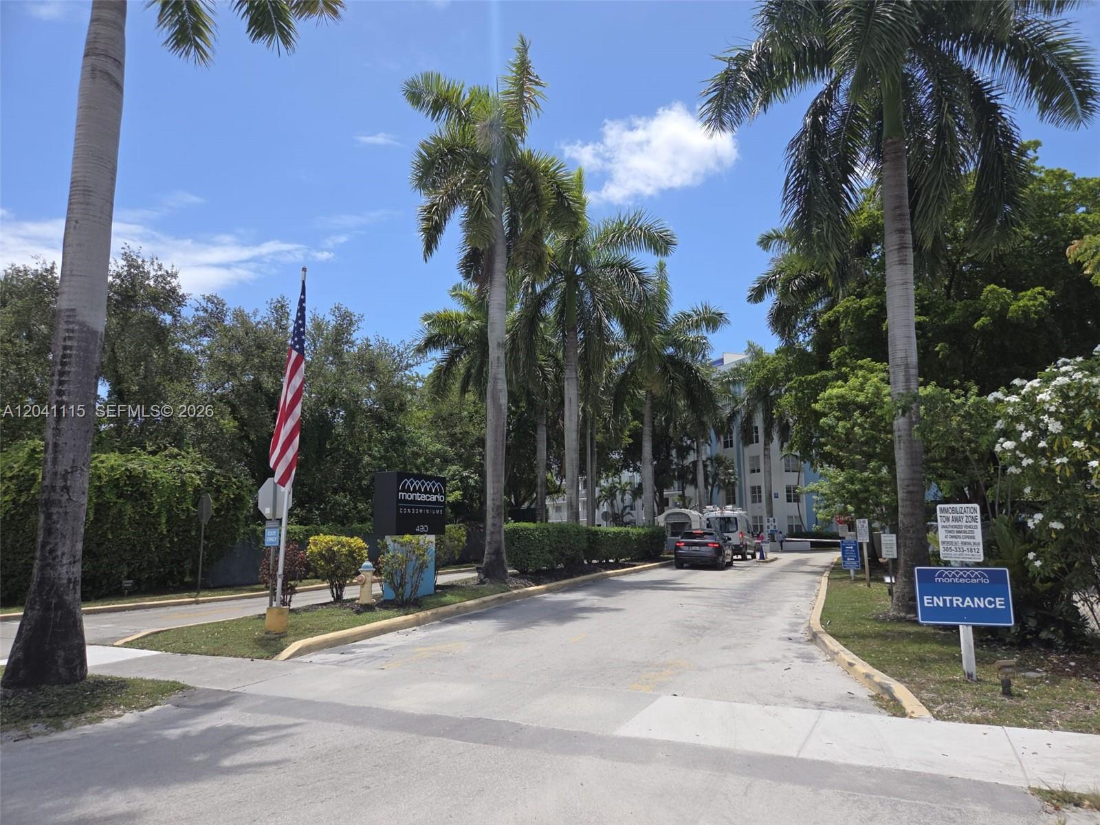 496 NW 165th St Rd # 214, Miami FL 33169