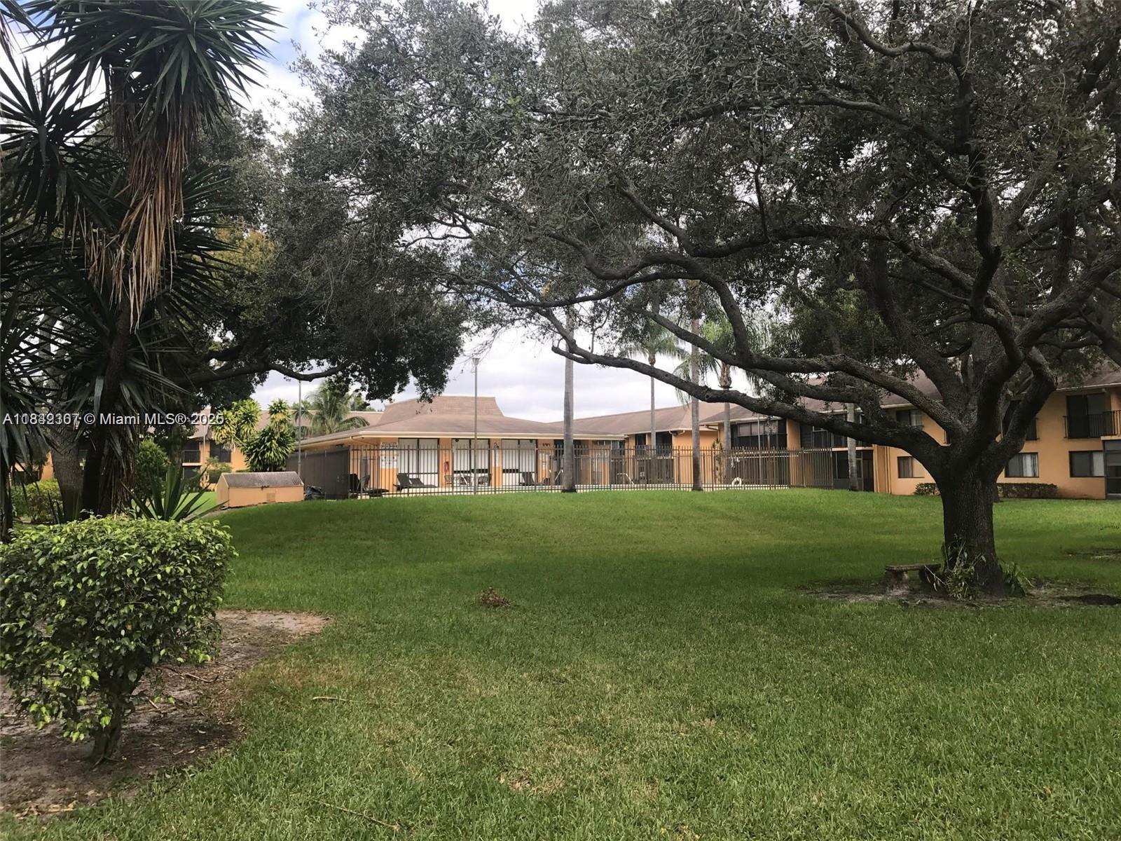 5831 Washington St # 45, Hollywood FL 33023