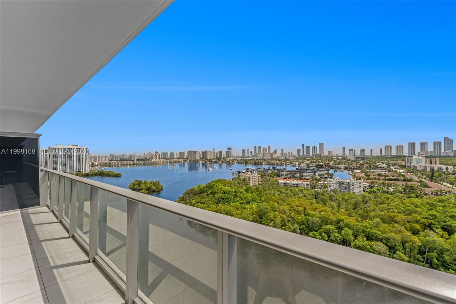 16385 Biscayne Blvd # 1819, North Miami Beach FL 33160