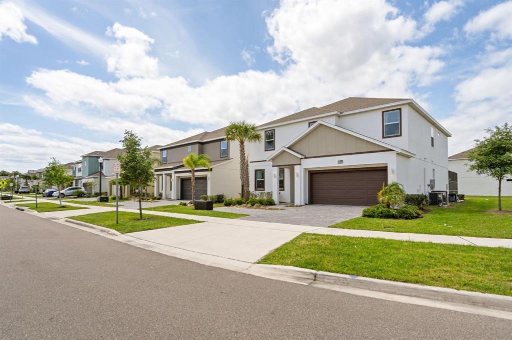 4472 MONADO DRIVE, KISSIMMEE, FL — photo 2 of 30