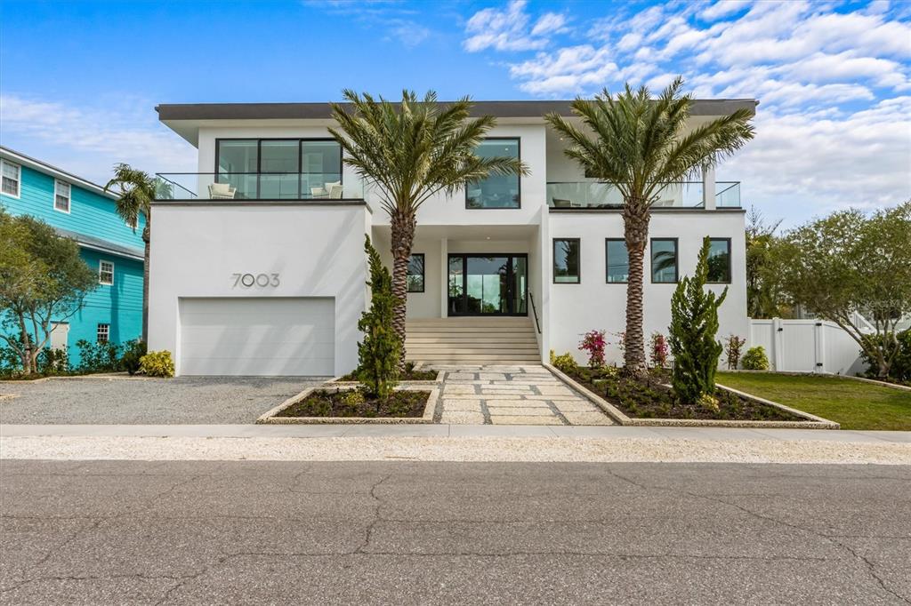 7003 HOLMES BOULEVARD, HOLMES BEACH, FL — photo 2 of 30