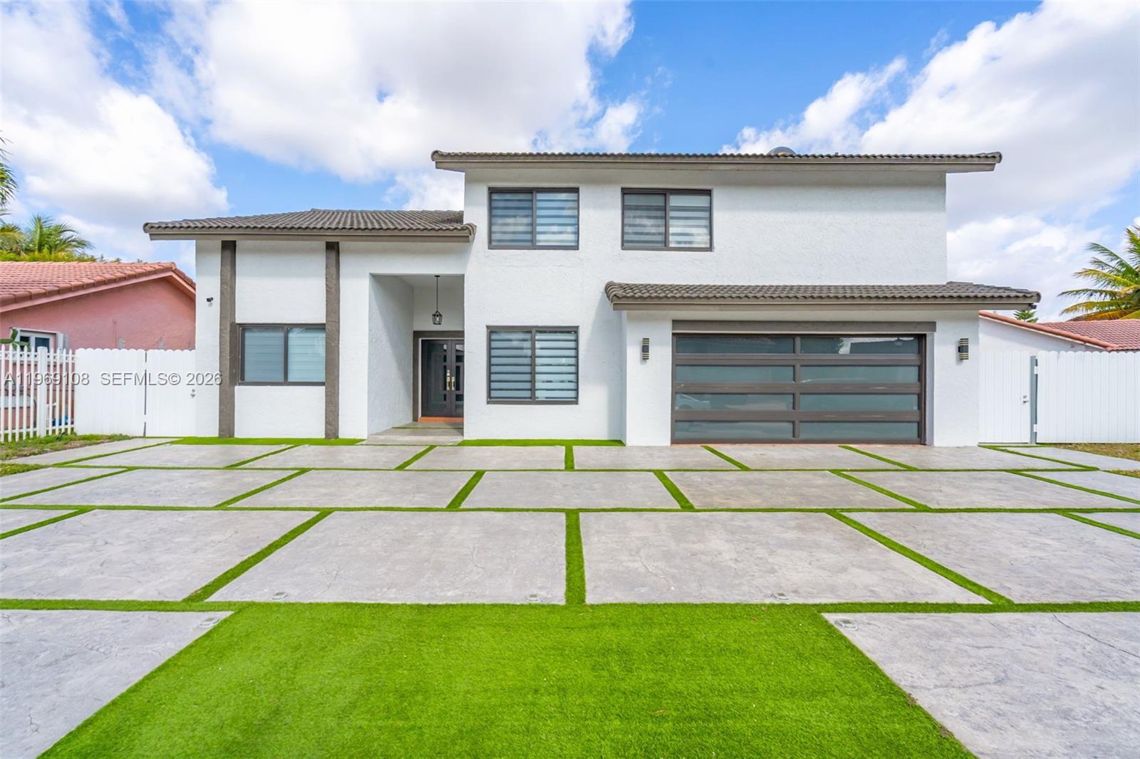 6325 NW 200th St, Hialeah FL 33015