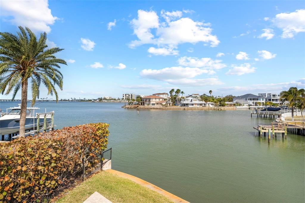 2299 LAGOON DRIVE