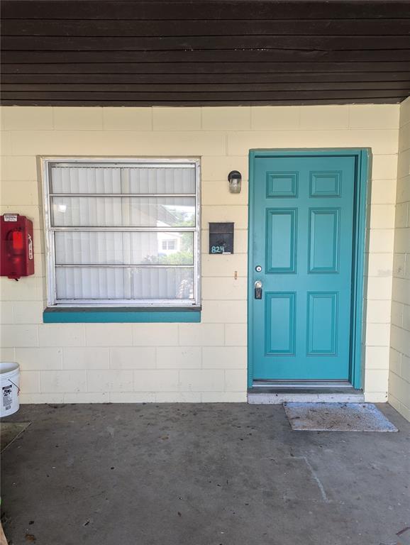 824 N SAINT CLAIR ABRAMS AVENUE