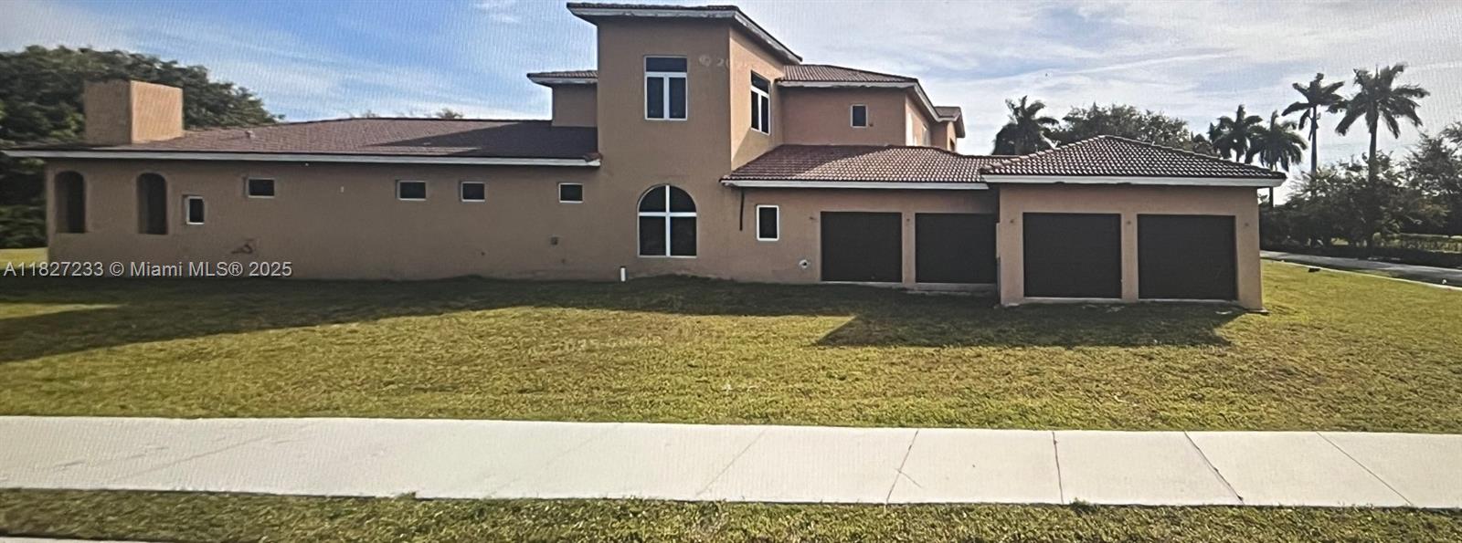 751 Ranch Rd, Weston FL 33326