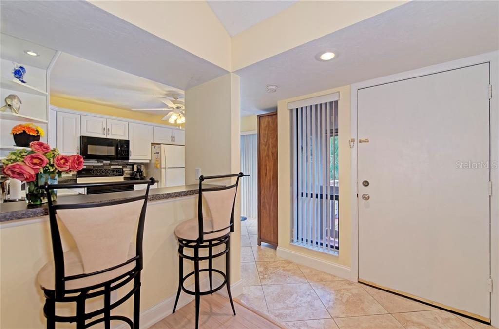 1677 BROOKHOUSE CIRCLE UNIT BR223, SARASOTA, FL — photo 3 of 29