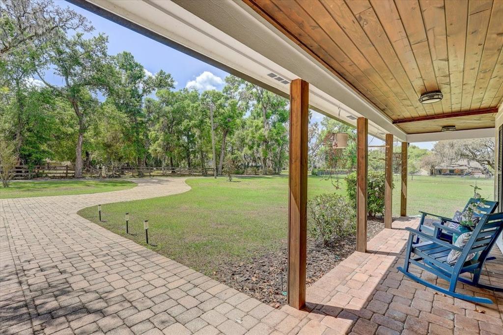 4710 STEARNS ROAD, VALRICO, FL — photo 5 of 30