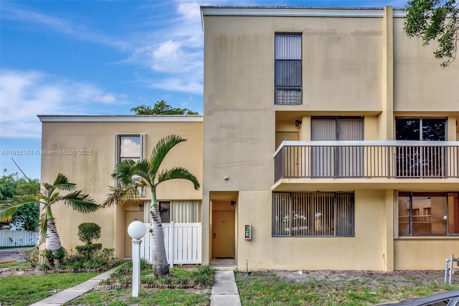2831 SW 87th Ave # 702, Davie FL 33328