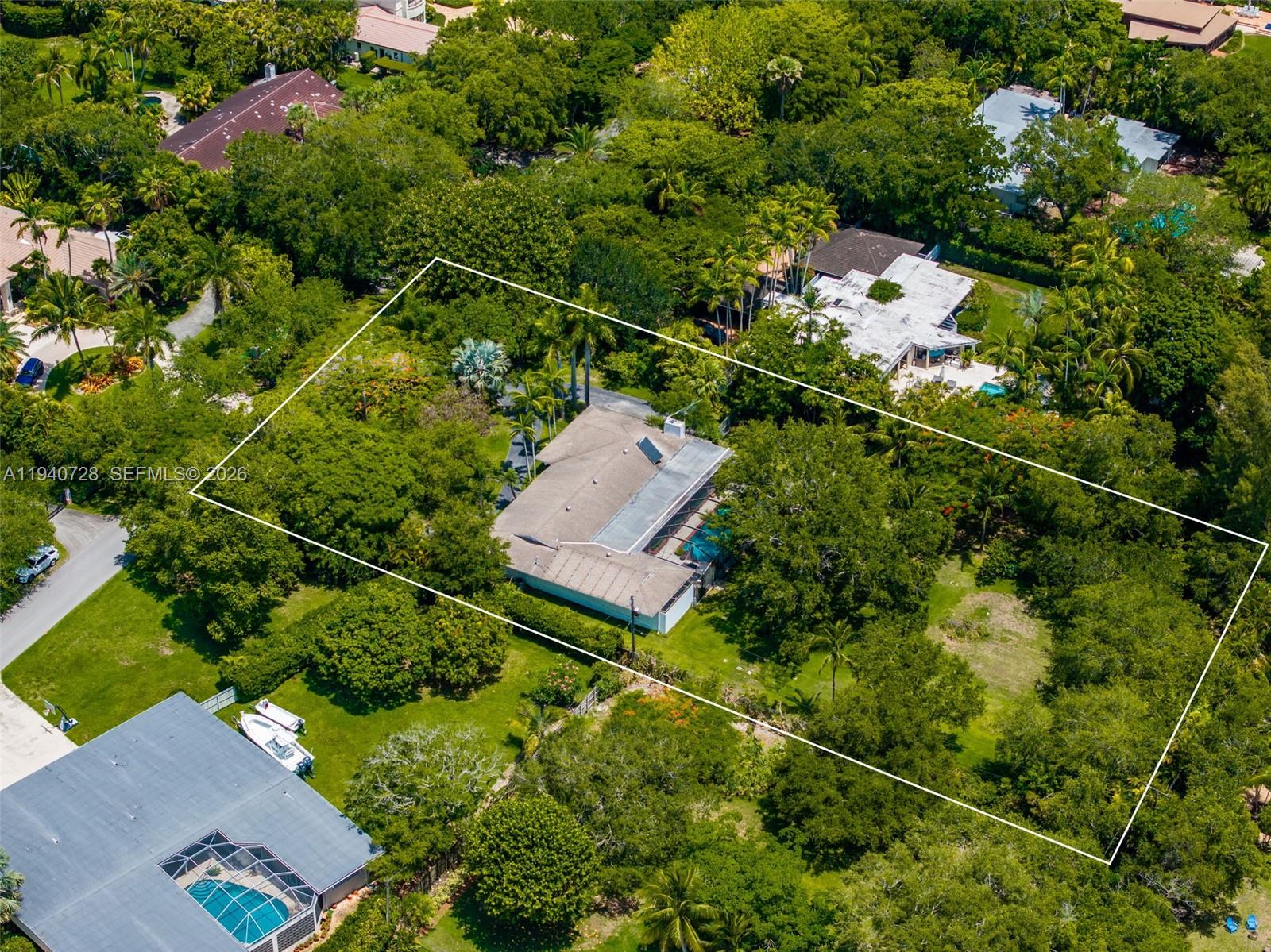 12365 SW 60th Ct, Pinecrest FL 33156