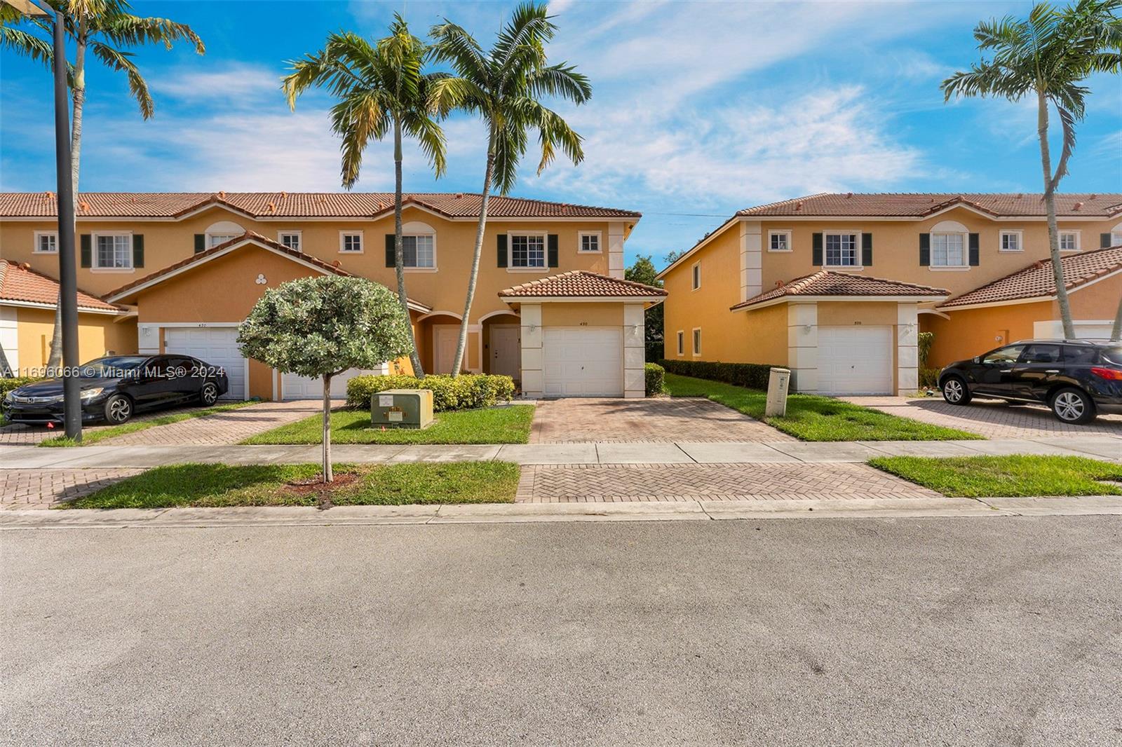 490 Princess Dr, Margate FL 33068