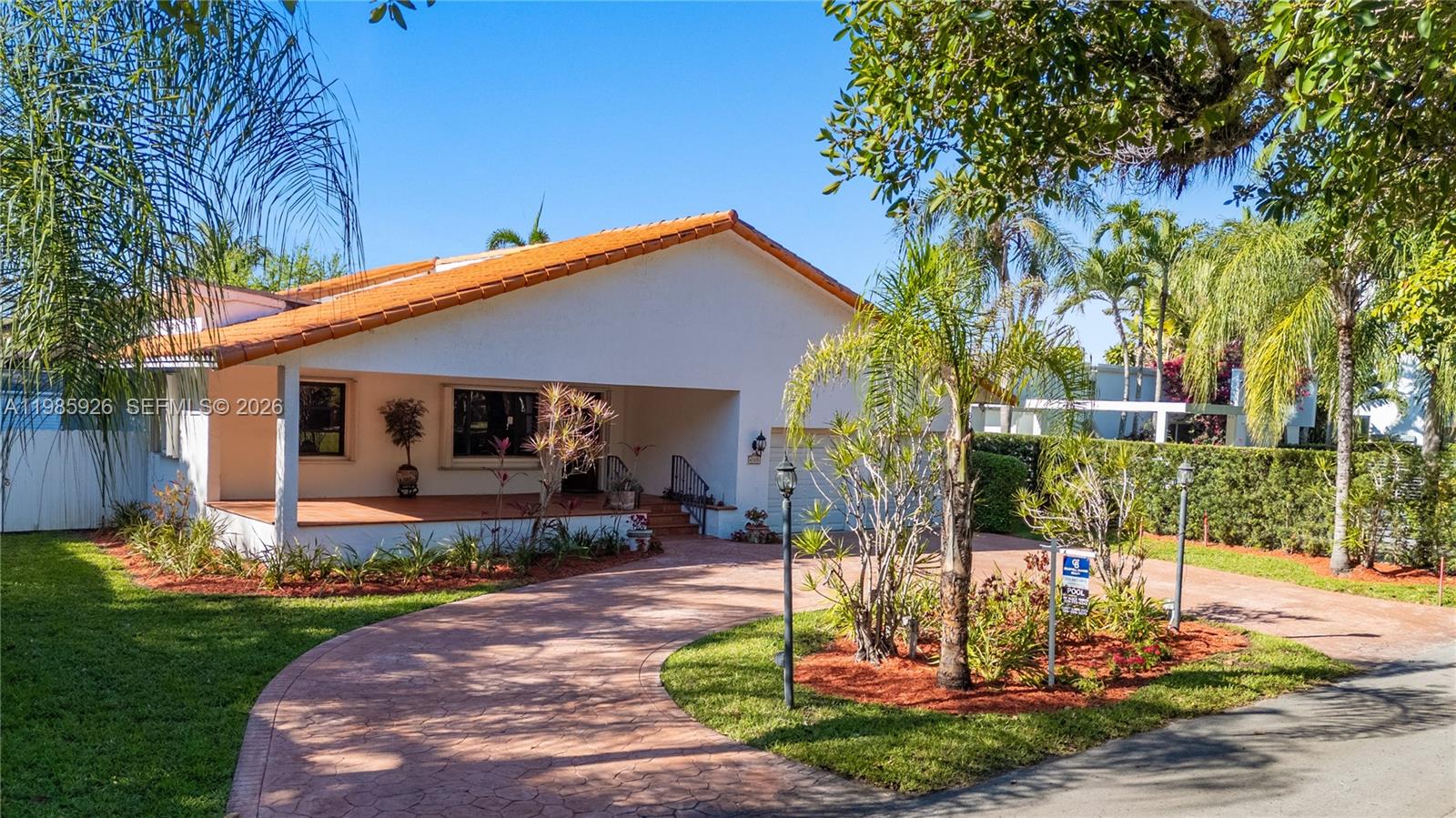 6420 SW 81st St, Miami FL 33143